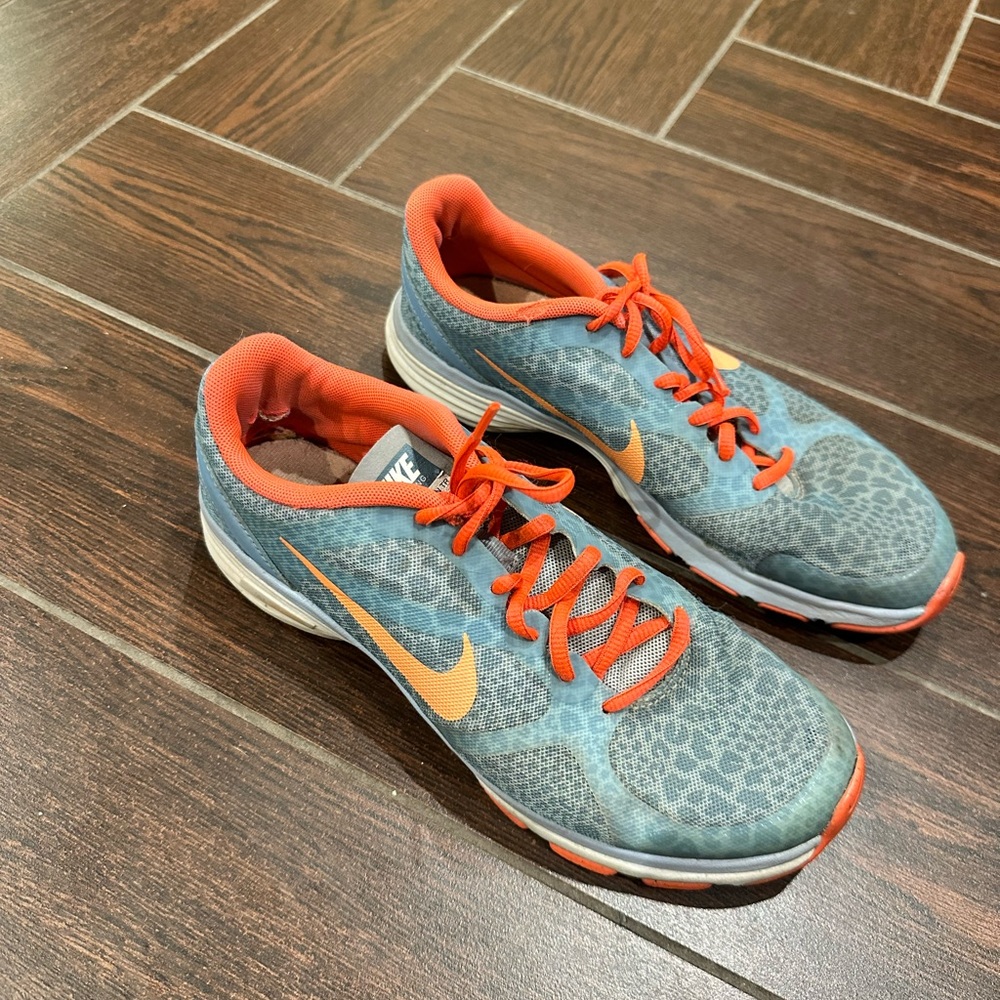 Nike sneakers - Picture 3 of 6